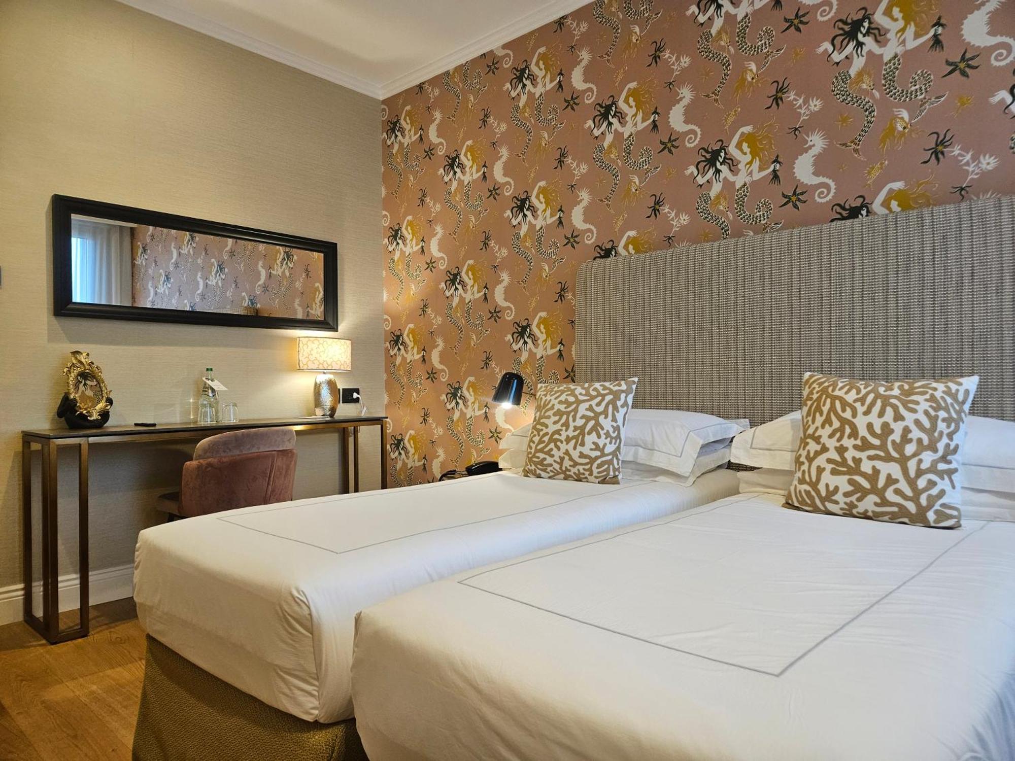 Jolly Charme Suite Месина Екстериор снимка